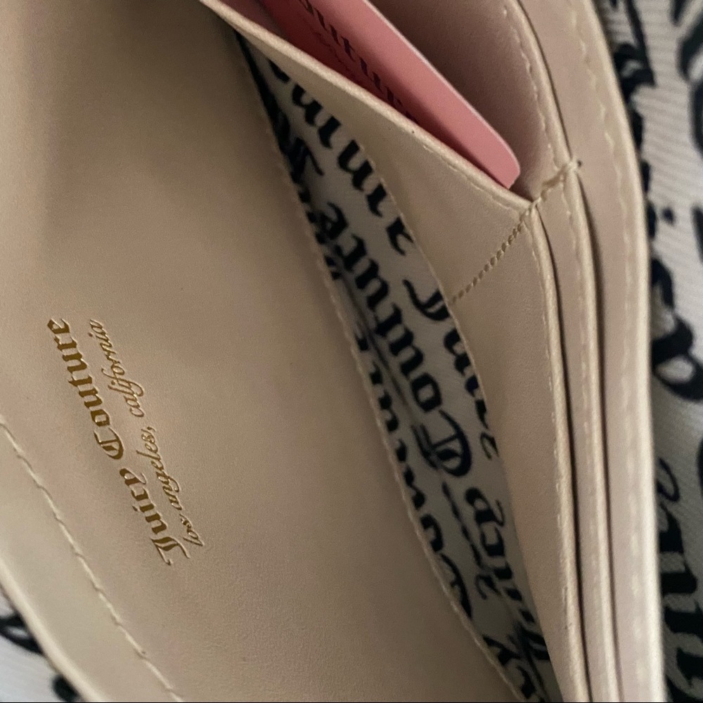 Juicy Couture Wristlet - Picture 5 of 9
